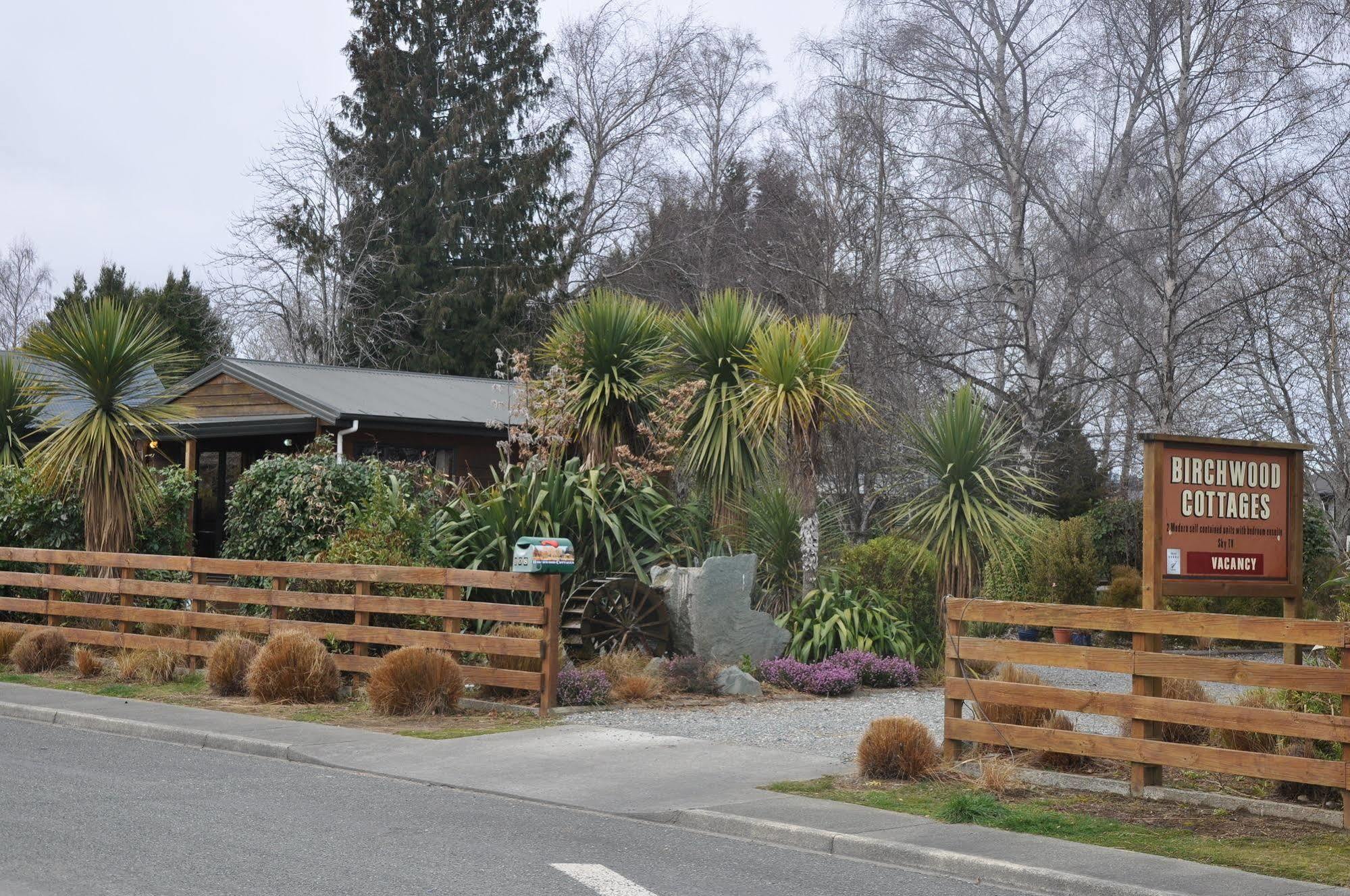 Birchwood Cottages Te Anau Zewnętrze zdjęcie